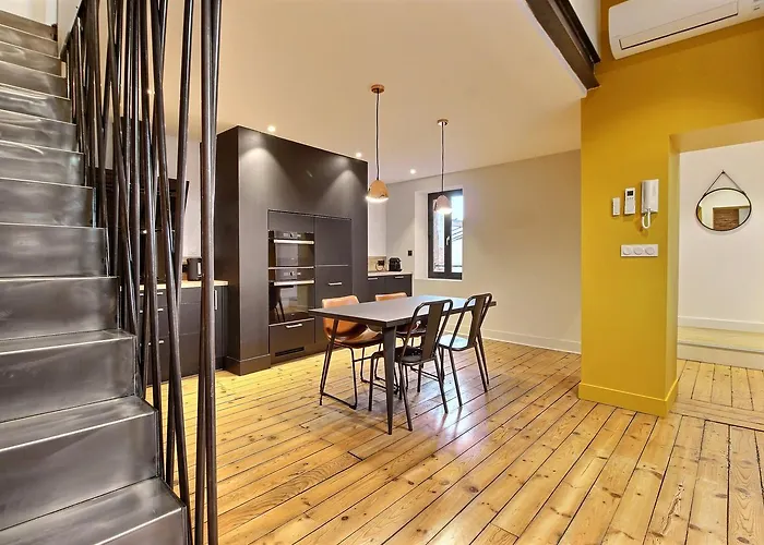 Design Hypercentre Apartment *