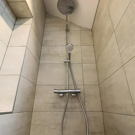 Design Hypercentre *